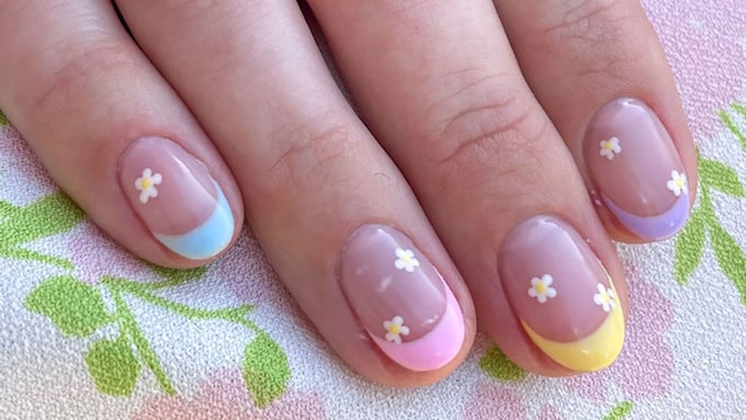 Pastel tip nails: how to get the look at home according to a nail expert |  HELLO!