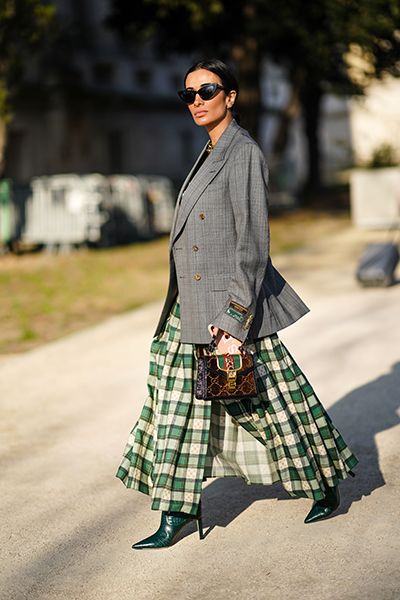 17 Plaid Skirt Outfits You'll Want To Copy ASAP