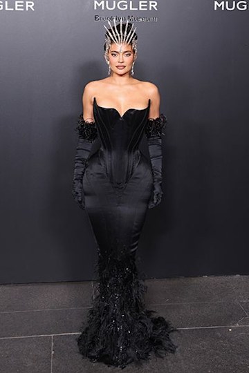 Kylie-Jenner wears Corset Mermaid Dress