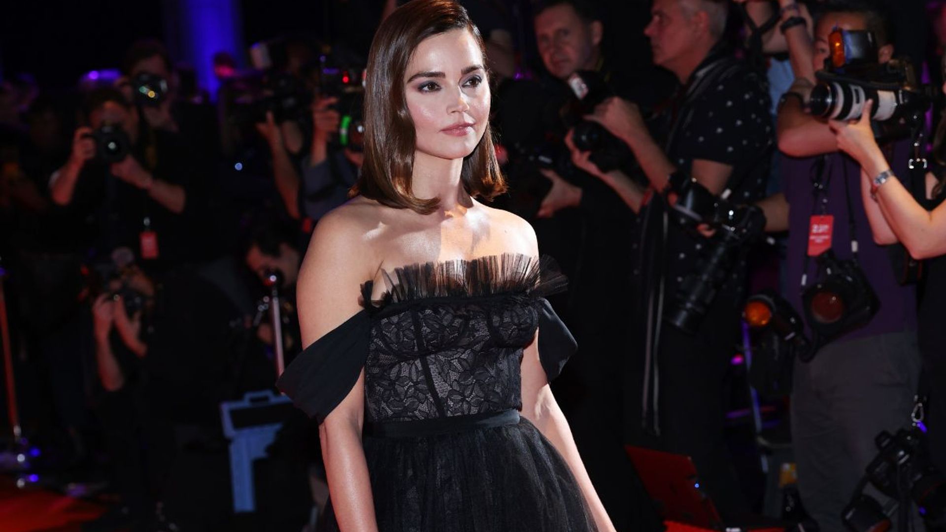 Jenna Coleman just gave old Hollywood glamour a contemporary makeover ...