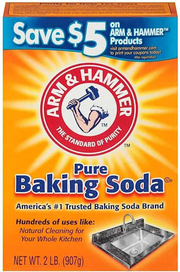 What is baking soda? How to use it for cleaning, cooking & more | HELLO!