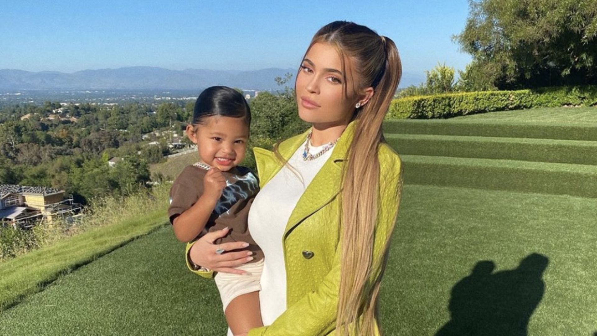 Kylie Jenner Shares Photo Inside Show Stopping Kitchen With Daughter