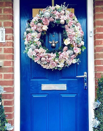 Celebrity front door meanings revealed: Stacey Solomon, Mrs Hinch and ...