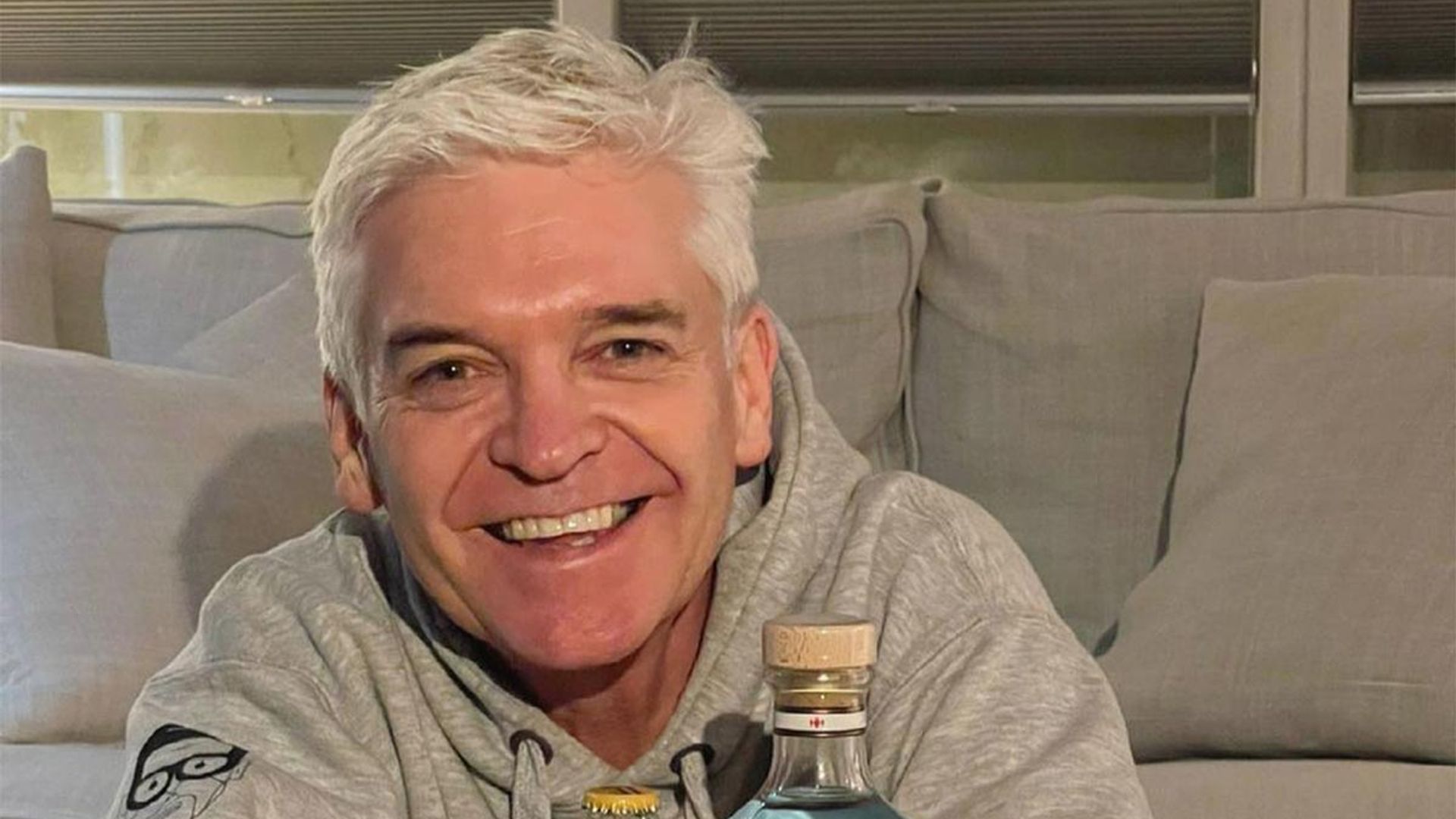 Phillip Schofield debuts living room at £2million bachelor pad after