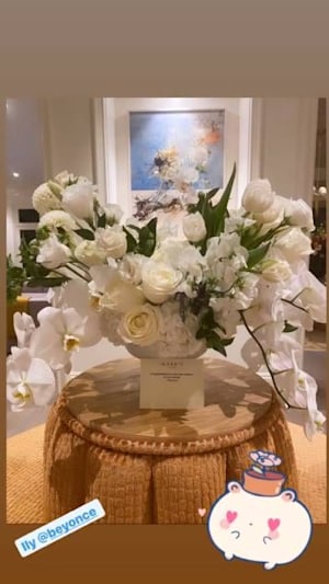 katy-perry-baby-daisy-gift-beyonce