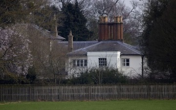 Frogmore-Cottage