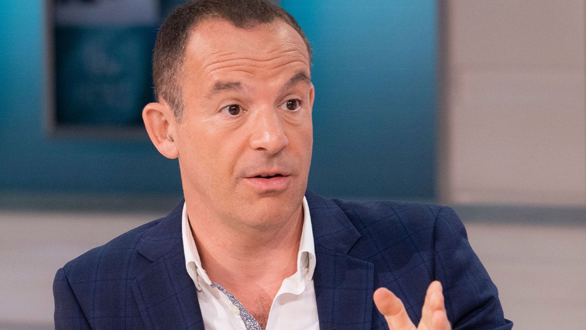 Martin Lewis Offers Help Amid Spiralling Energy Bills And Shocking ...