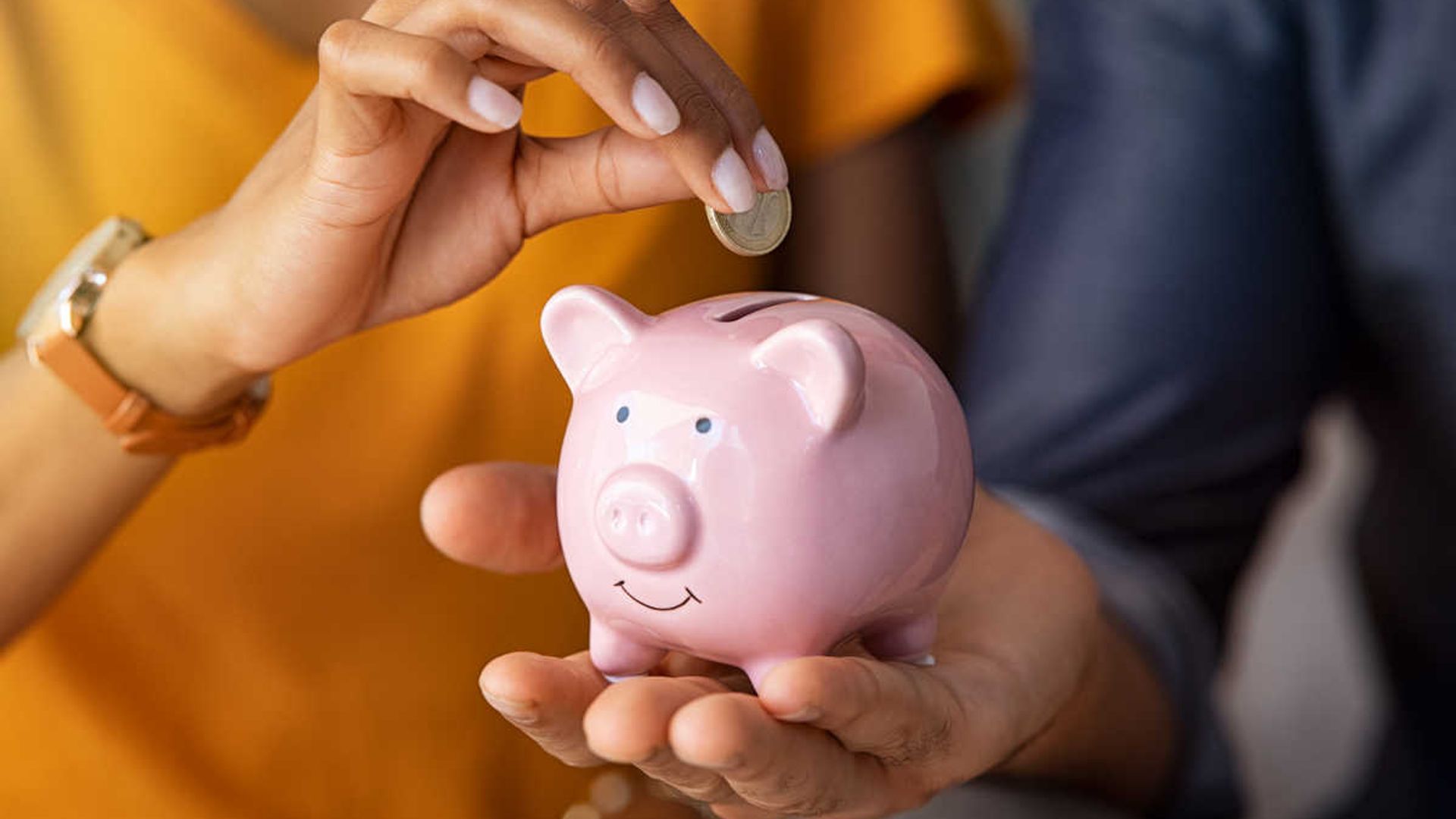 20 easiest ways to save money at home each month in 2022 when you're on a tight  budget | HELLO!