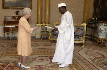 Trivdaily - King Charles Breaks 19-Year Tradition With Buckingham Palace Change – Did You Notice? 58 Queen-1844-Room
