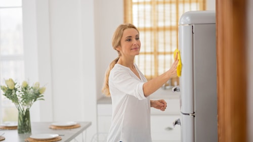 How to deep clean a fridge in 5 simple steps