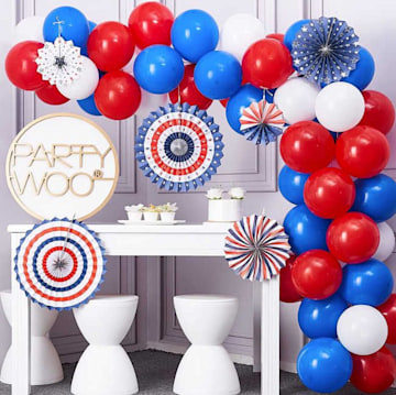best super bowl party essentials USA balloons