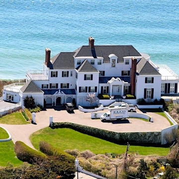 Taylor Swift's coastal mansion