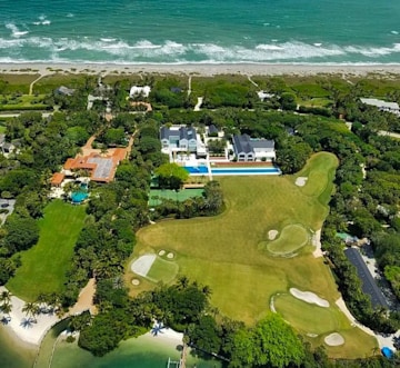 Tiger Woods house and golf course