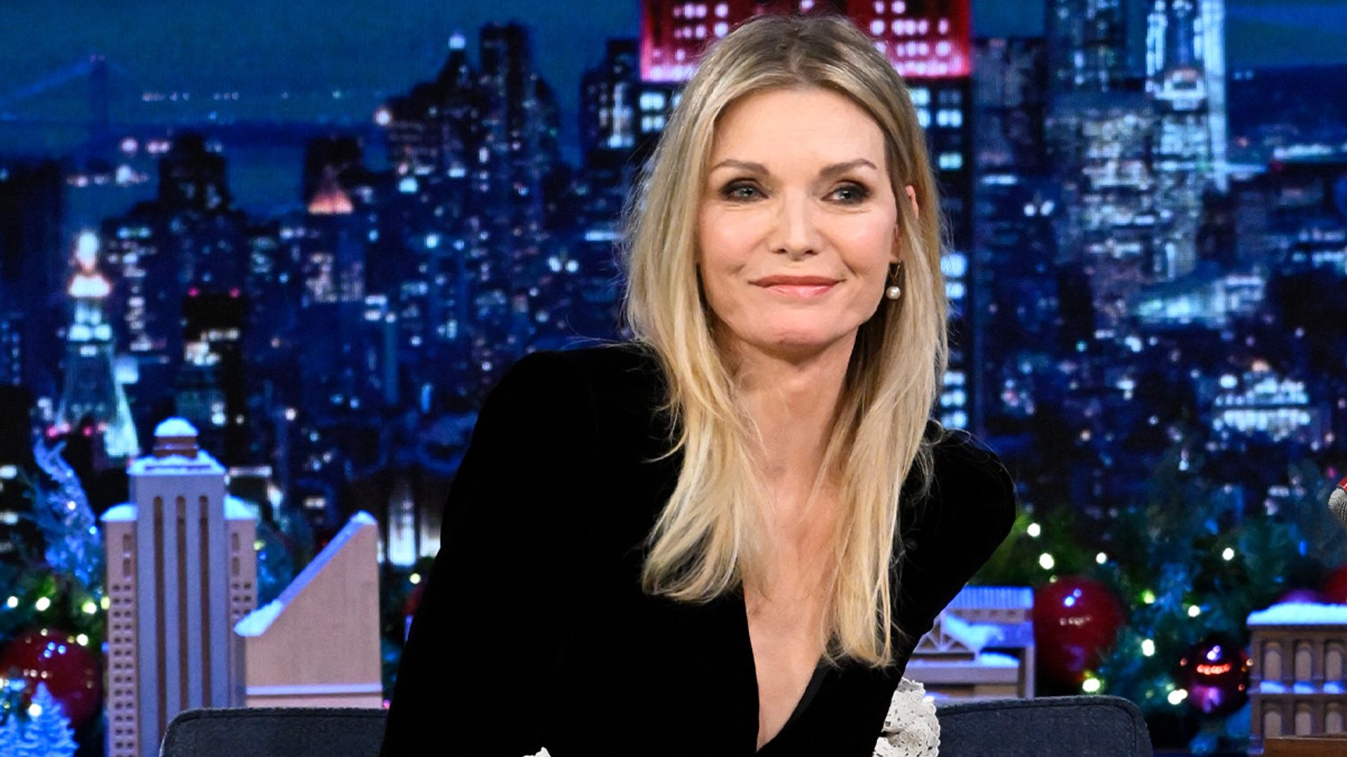 Michelle Pfeiffer S Glimpse Into Decadent Kitchen At New Home After Selling 25m Mansion Hello