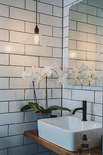 Fritz Fryer metro tiles bathroom