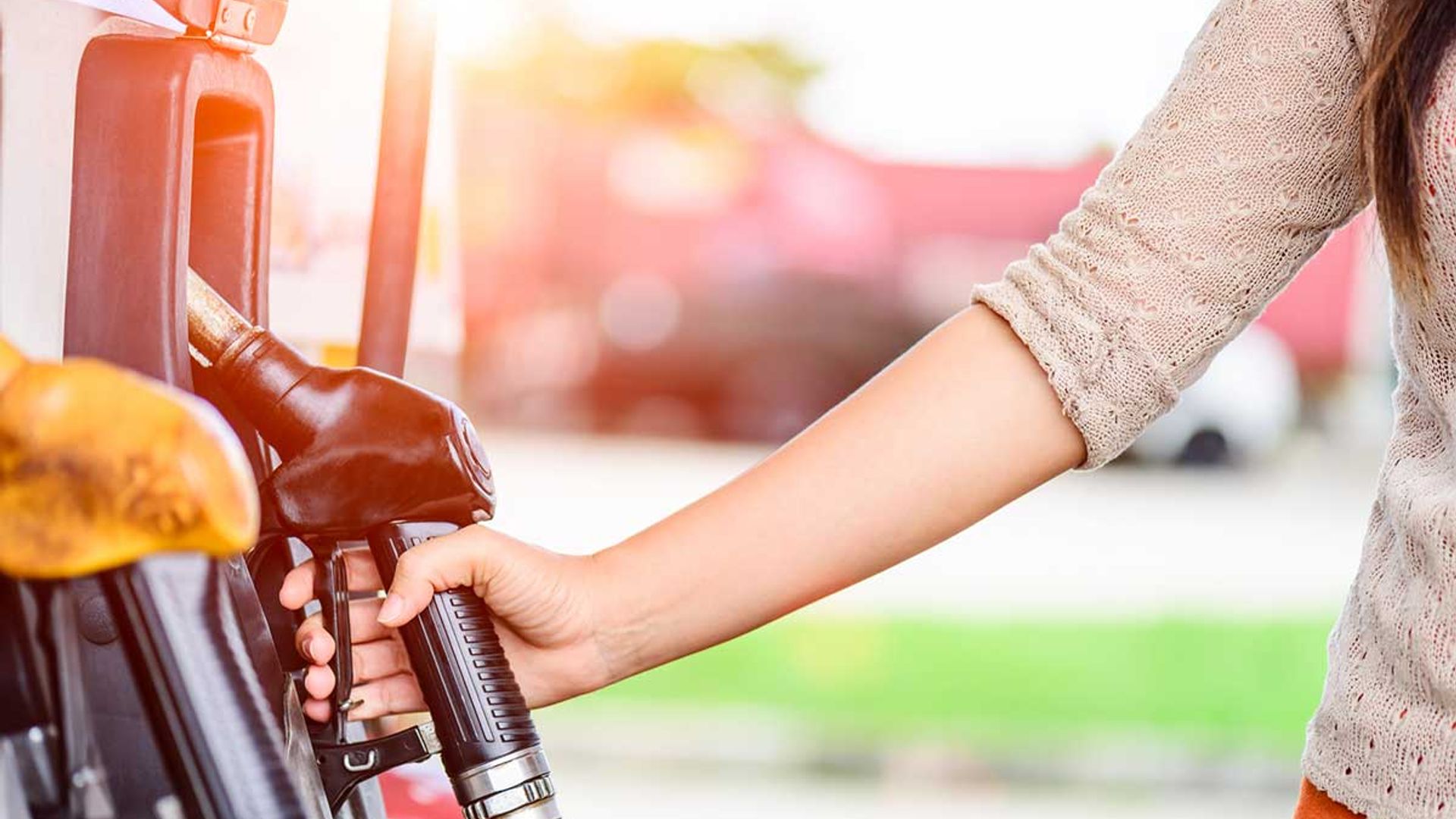 What Does Fuel Efficient Driving Achieve How To Save Fuel When Driving 