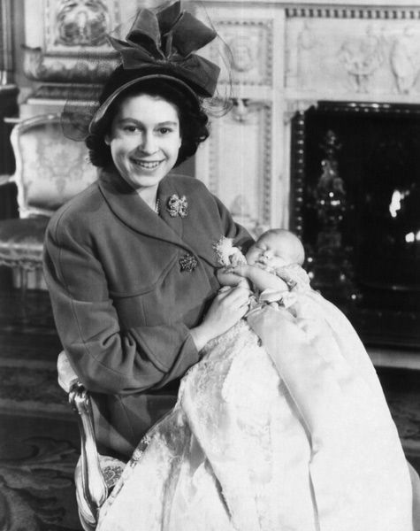 Kate Middleton baby: How previous royal births have been celebrated ...