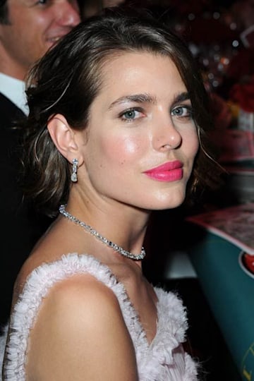 Charlotte Casiraghi facts: boyfriend, Gad Elmaleh, style, showjumping ...