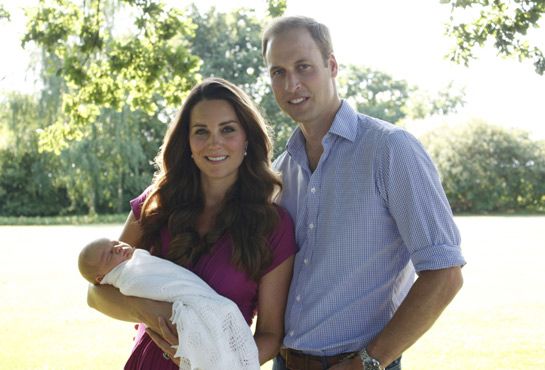 Kate Middleton And Prince William Announce Prince George S Christening Date Service Takes Place