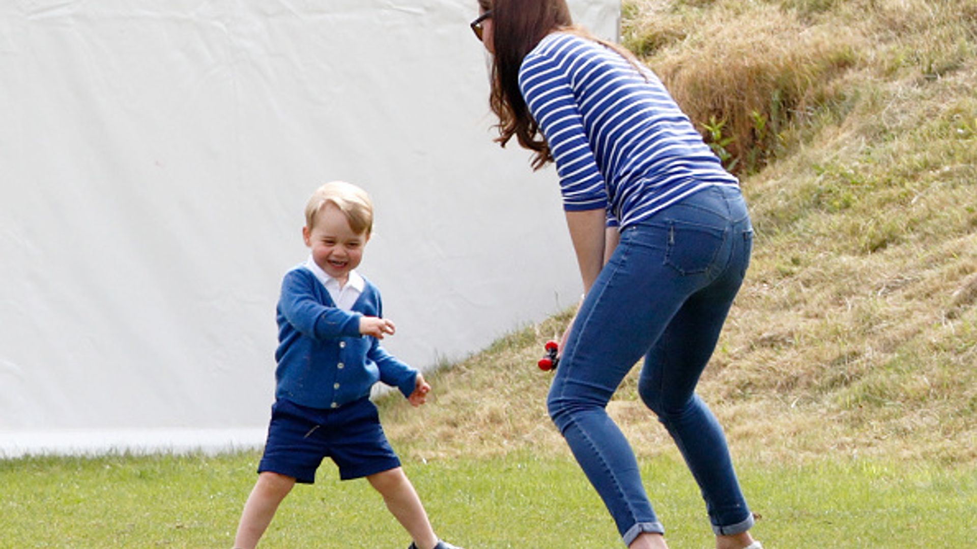 The secret to Prince amazing hair (and how you can buy it(01)