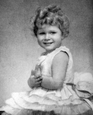 Queen's record as longest-reigning monarch: an idyllic childhood | HELLO!