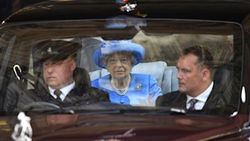 queen-seatbelt1