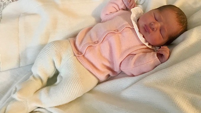 Princess Madeleine releases picture of  newborn daughter
