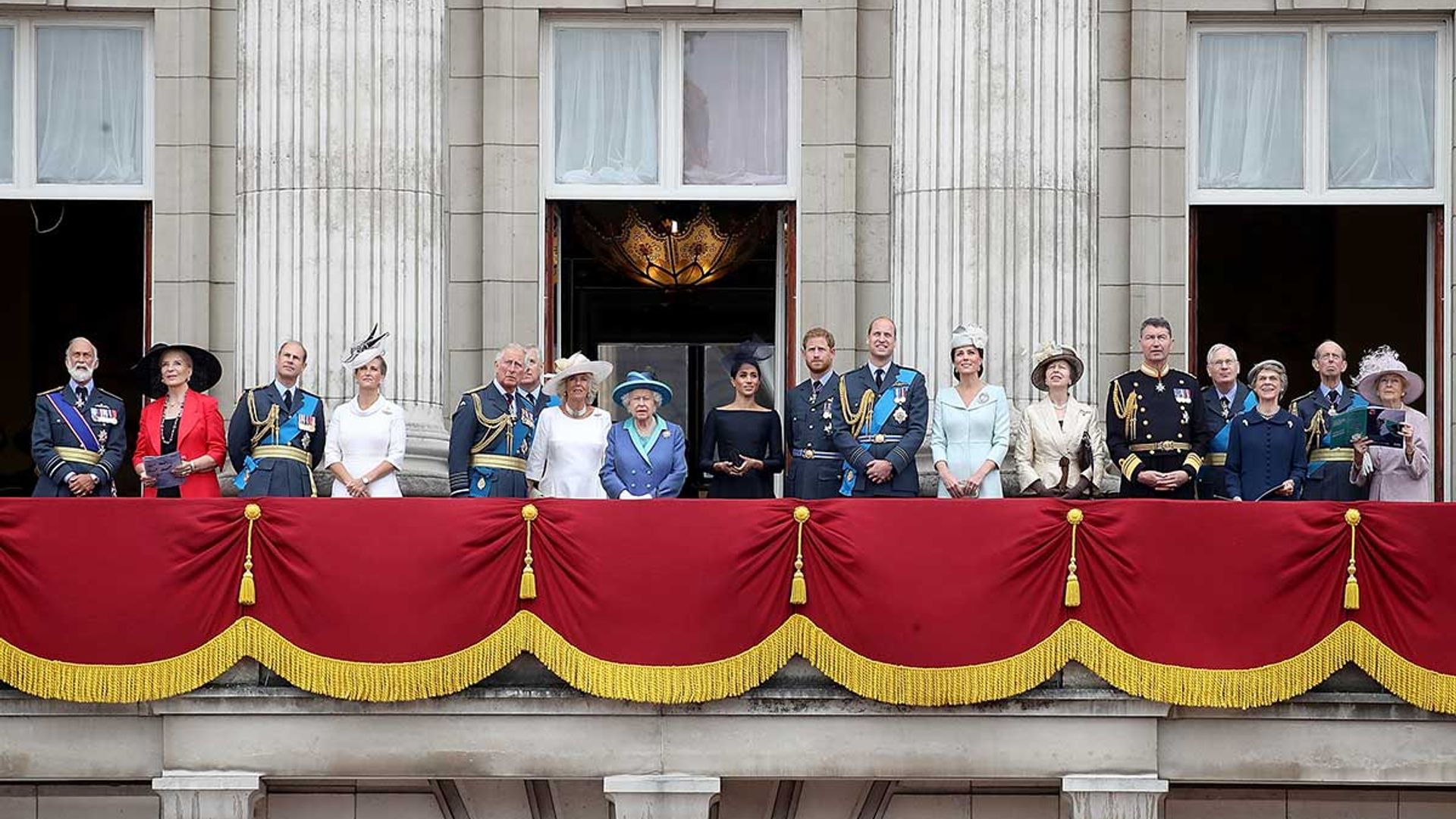 Royals on the move: Removal vans spotted at Kensington Palace – details ...