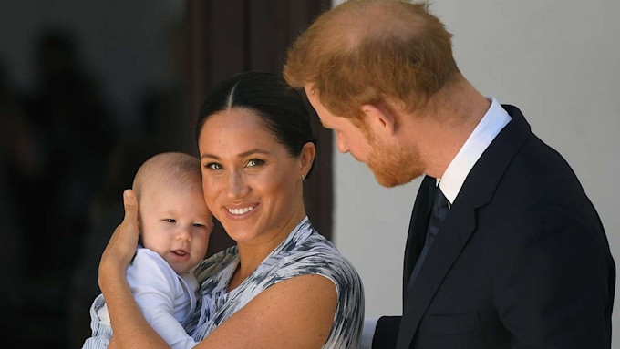 Prince-Harry-Meghan-Archie-Africa