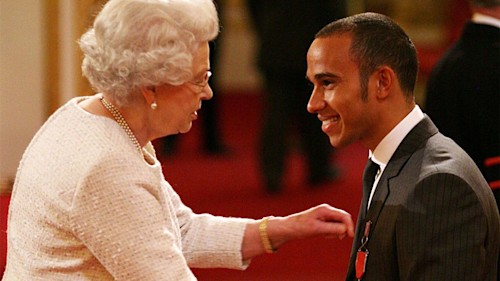 Royal family congratulates Lewis Hamilton in rare personal tweet