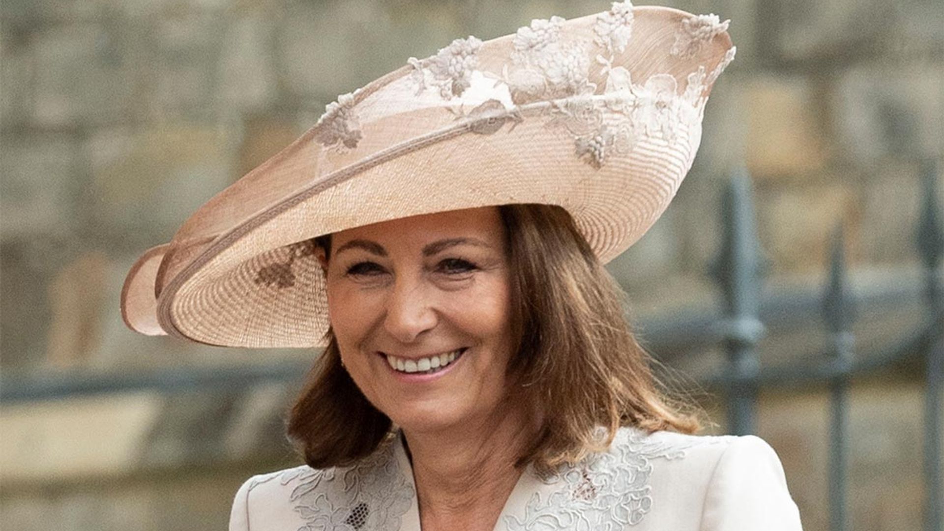 Kate Middleton's mum Carole hints at Charlotte and Louis(01)