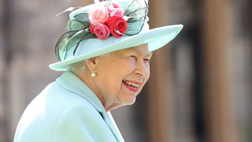 the-queen-smiling
