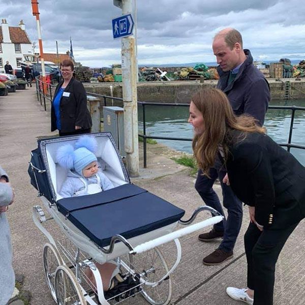 kate middleton pram silver cross