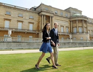 kate-day-after-wedding-2011