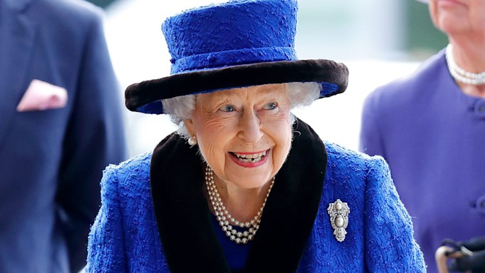 the-queen-in-blue