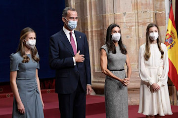 Queen Letizia reunited with Princess Leonor for the first time since UK ...