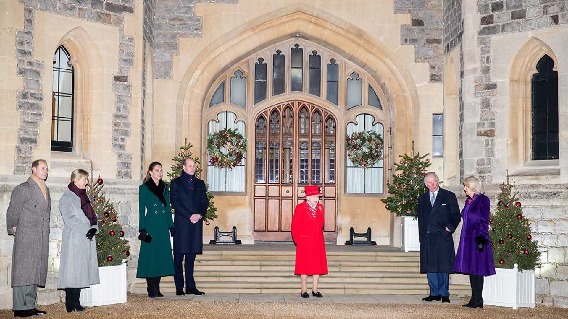 The Queen 'considering' to host Christmas family lunch at Windsor