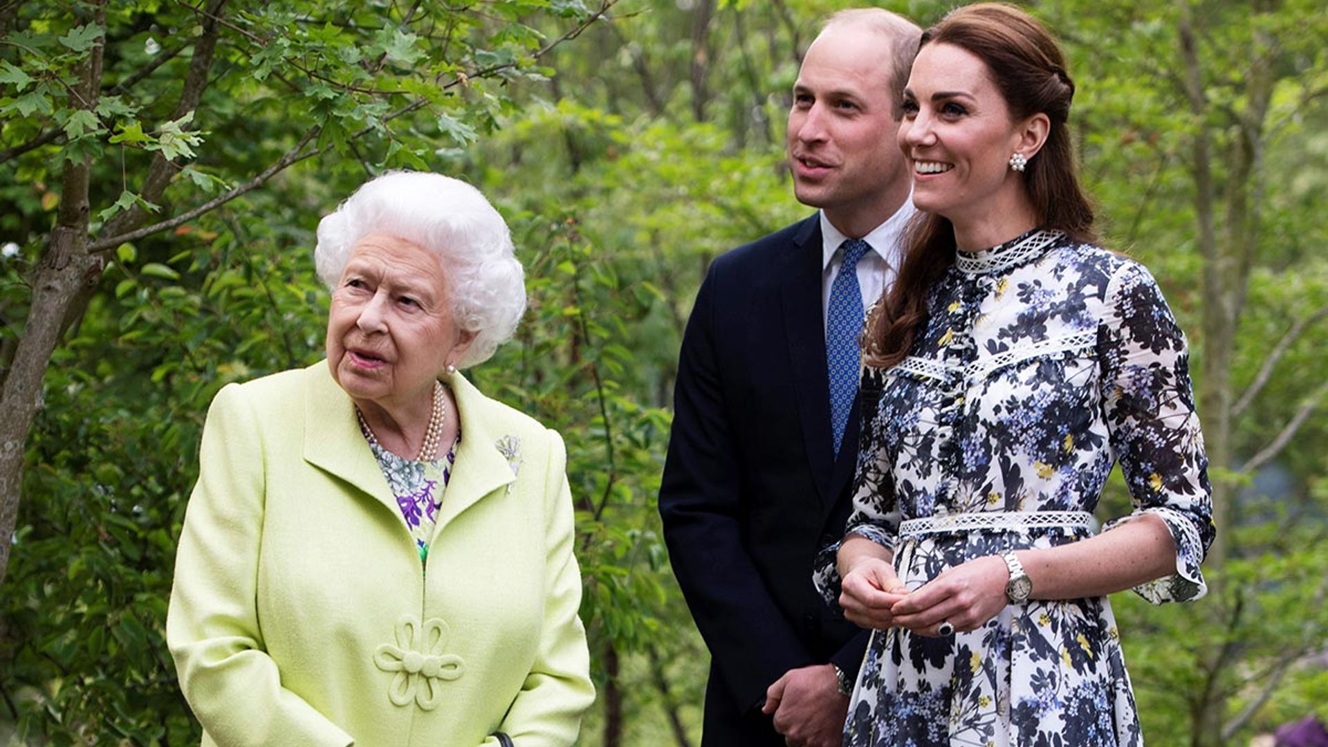 The Queen Celebrates Kate Middletons 40th Birthday With Must See Photos Including One With