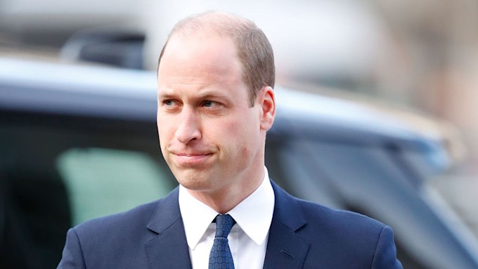 Prince William pays his respects to former polo tutor at memorial ...