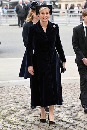 Prince Philip memorial: Kate Middleton joins the Queen and royals at ...