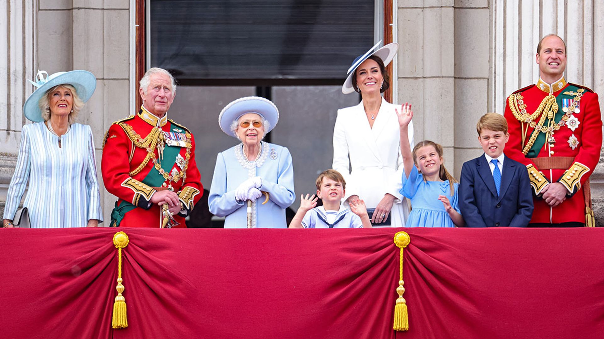 The Queen joined by Kate Middleton and royal family on iconic balcony
