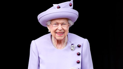 The Queen dons sunglasses for major public outing in Scotland