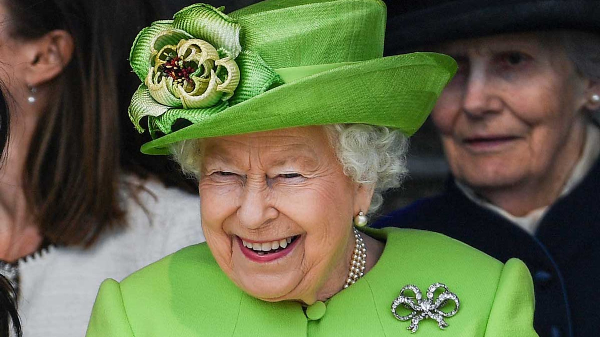 The Queen's subtle trick for putting people at ease – did you spot it ...