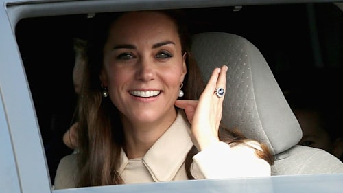 Kate Middleton arrives in Scotland with her children after flying economy