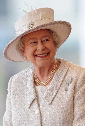 Queen-Elizabeth-2011
