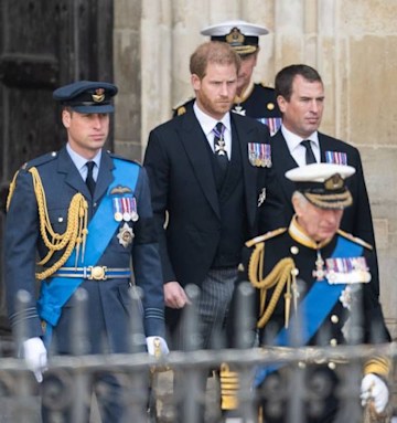 Trivdaily - Prince William Makes Impassioned First Speech As Prince Of Wales Paying Tribute To Queen Elizabeth 62 Prince-William-Harry-Funeral