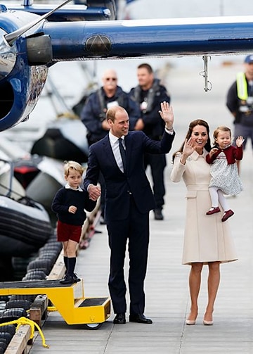 Trivdaily - 14 Rules The Royals Have To Follow 61 Cambridges-On-Tour-In-Canada