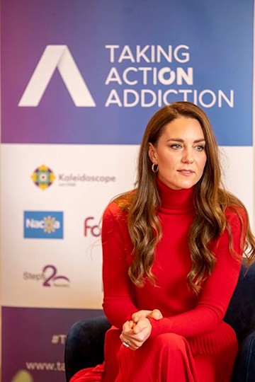TrivDaily - Princess of Wales makes emotional plea: 'Do not let shame hold you back from getting help' 54 kate-middleton-addiction-event