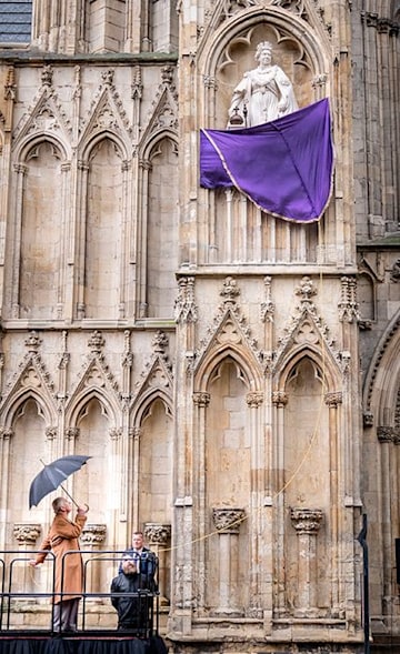 Trivdaily - King Charles And Queen Camilla Break Royal Protocol For Sweetest Reason 58 King-Charles-Queen-Statue-York