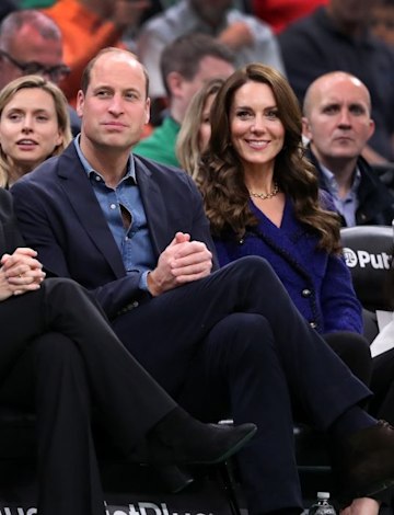 Trivdaily - Prince William And Princess Kate Surprise Crowds At Boston Nba Game 59 K-W-Basketball-2